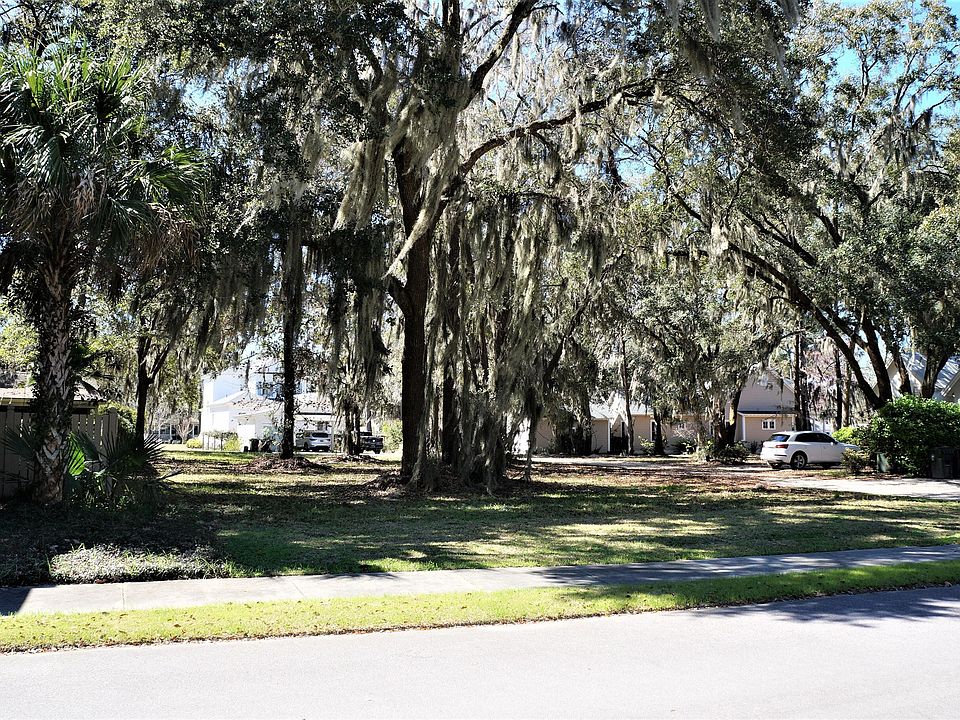1st image of 2 Park Bend