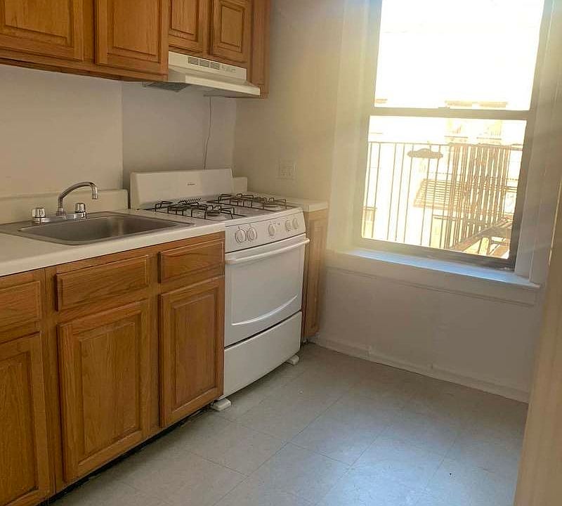 1st image of 12 Seaman Ave APT 5g