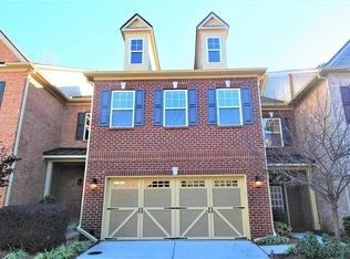 11139 Blackbird Ln, Alpharetta, GA 30022