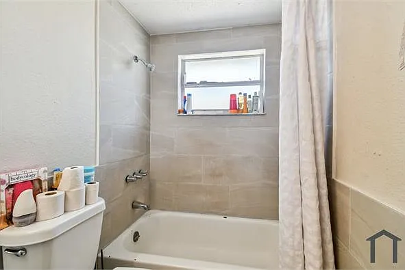 4513 E Giddens Ave #A — Photo 5