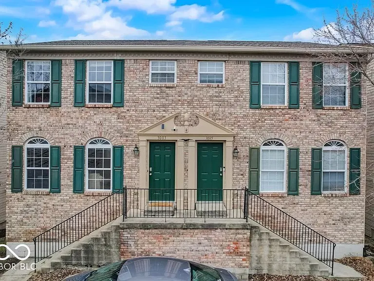 3083 Armory Dr — Photo 3