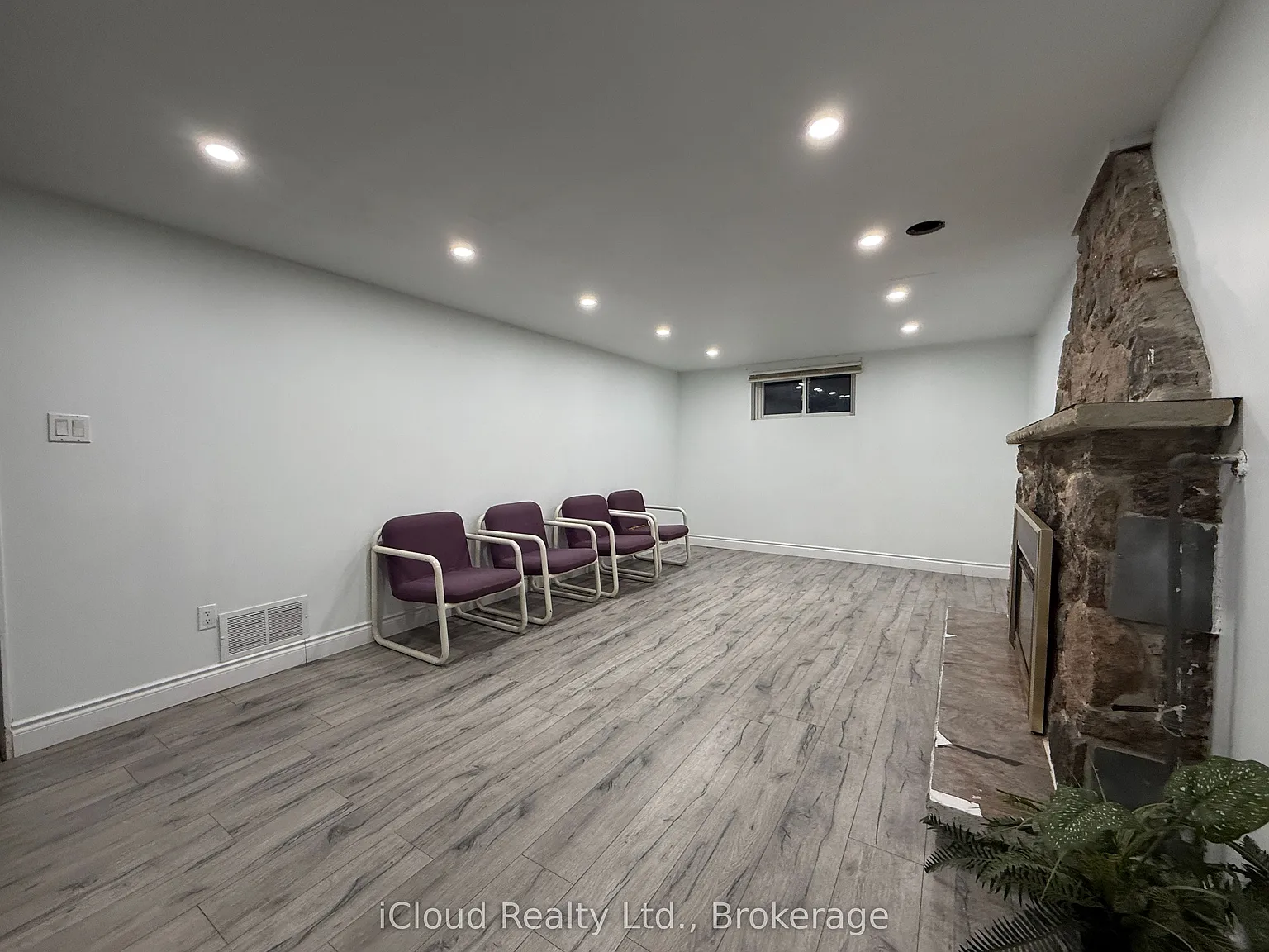 2 bed, $1,800 — Photo 3
