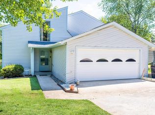 195 Sundown Rd, Mooresville, NC 28117