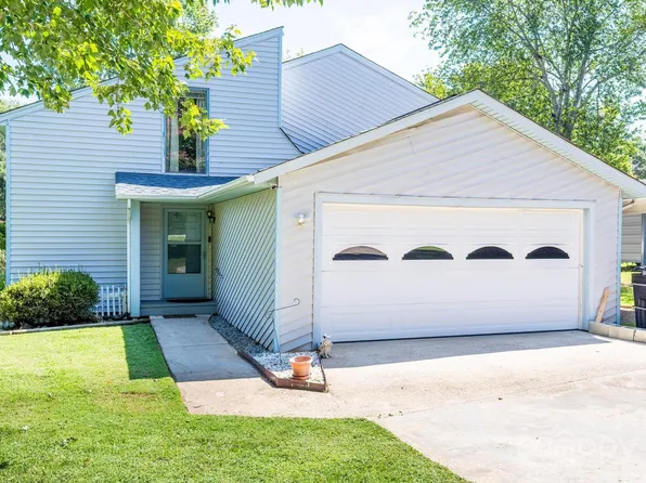 195 Sundown Rd, Mooresville, NC 28117