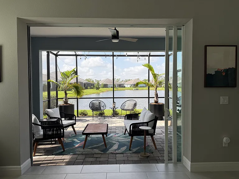 Patio with pocket sliding glass doors (south-facing)