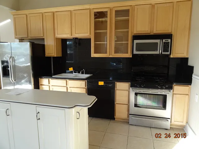 1002 N Ainsworth Ave #B — Photo 6