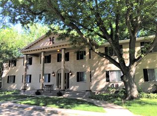 32 Heritage Cir #1, Madison, WI 53711