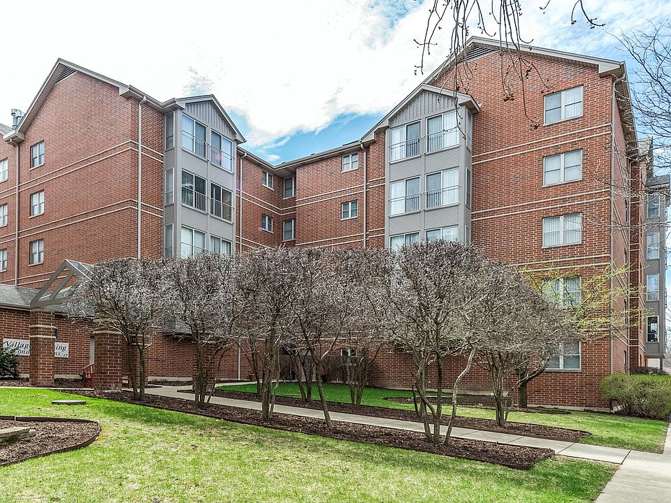 1st image of 17 E Hattendorf Ave Unit 203