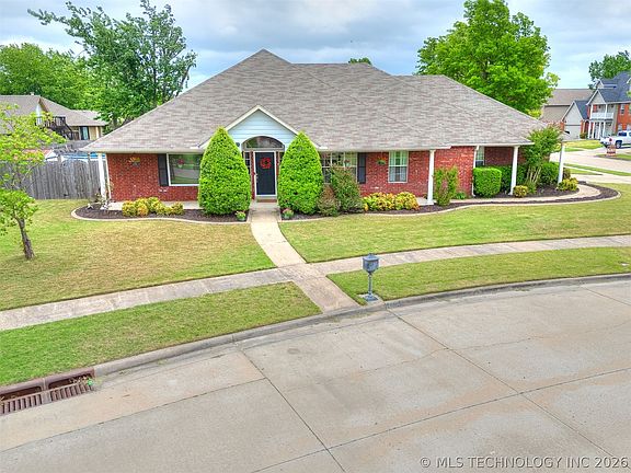 2nd image of 7801 N 127th East Ave