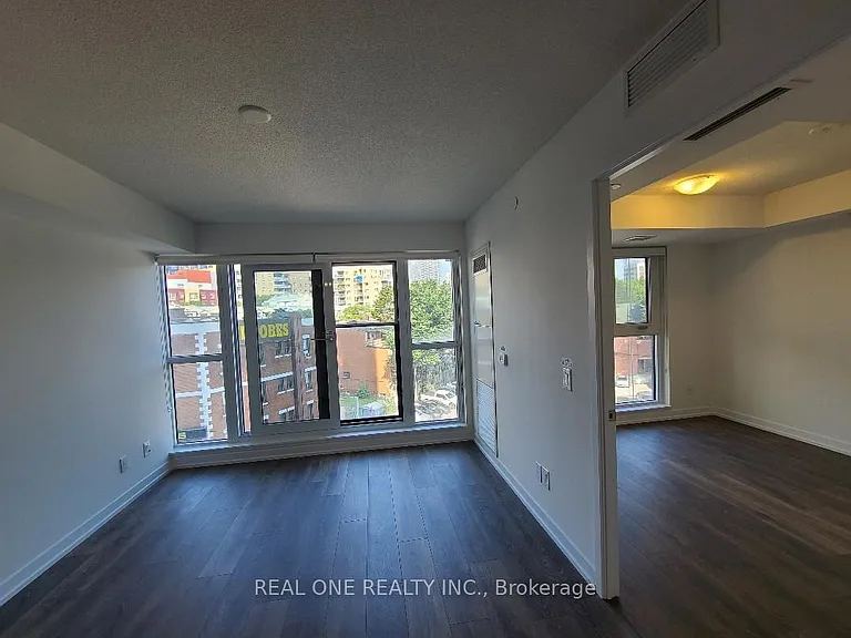 219 Dundas St E #511 — Photo 14