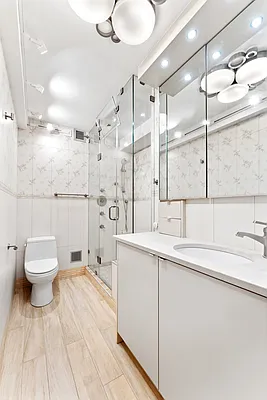 Rented by Douglas Elliman | media 7