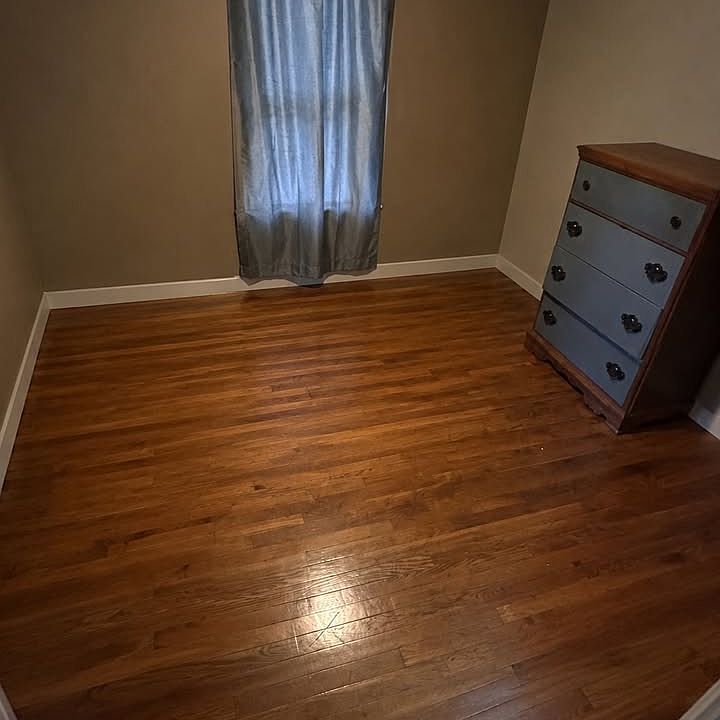 1st image of 11323 N Oak St #B