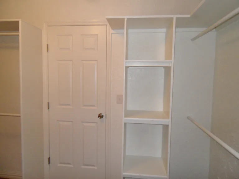 608 Charles Ave — Photo 20