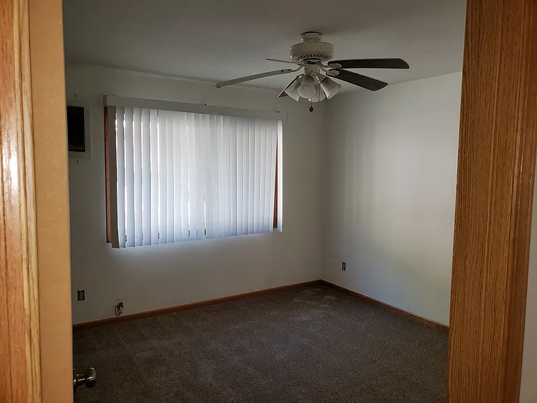 3825 Cliffside Dr — Photo 6