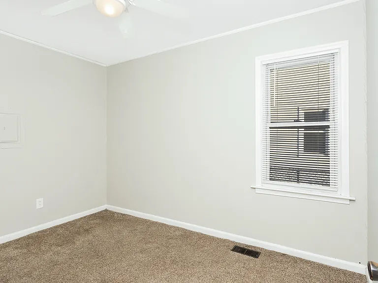 2318 Fisher St — Photo 13
