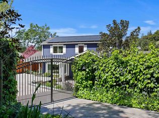 22 La Cuesta Rd, Orinda, CA 94563