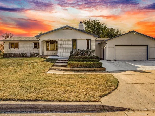 8413 E Bayley St, Wichita, KS 67207