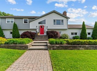 170 Brayton Ave, Cranston, RI 02920