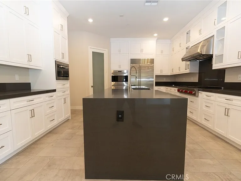 70 Sagan Way — Photo 10