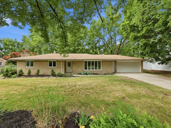 672 Jakway Ave, Benton Harbor, MI 49022