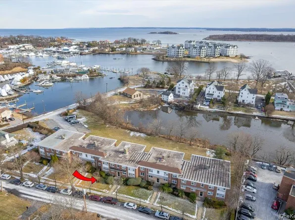 20 Keogh Lane #1b, New Rochelle, NY 10805