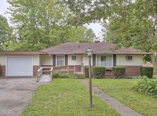 308 S Lincoln St, Mahomet, IL 61853