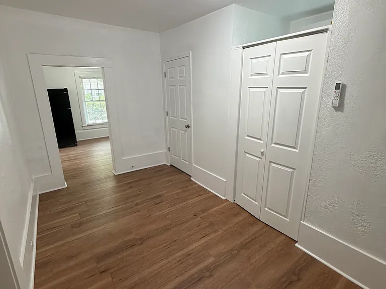 2416 Dundeen St — Photo 3