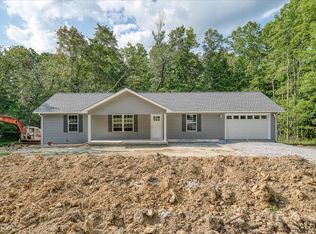 3039 Shawnee Rd, Crossville, TN 38572