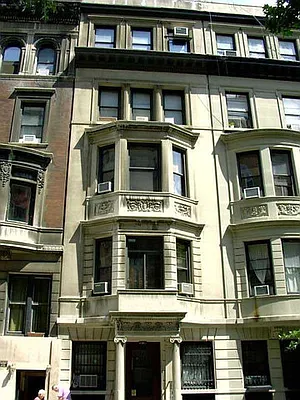 Sold by Compass | media 22