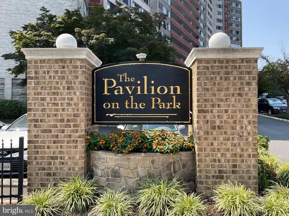 5340 Holmes Run Pkwy Unit 404, Alexandria, VA 22304