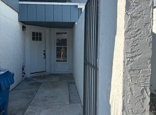 2084 Songbird Ln, Atlantic Beach, FL 32233