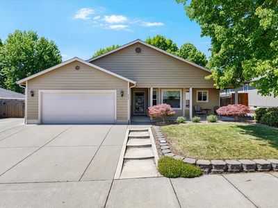 962 Ridgeview Dr, Eagle Pt, OR, 97524