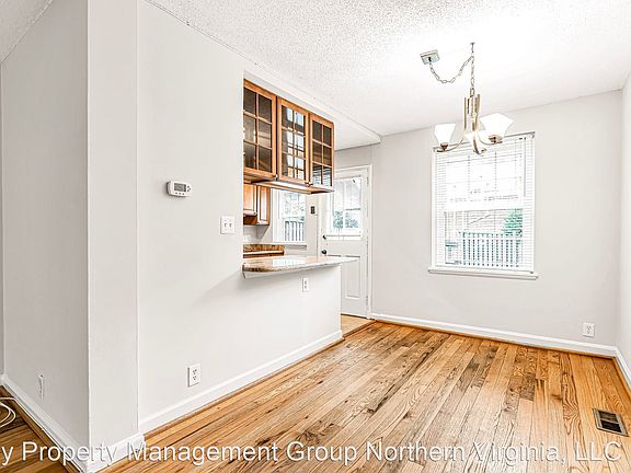 5th image of 3539B S Stafford St
