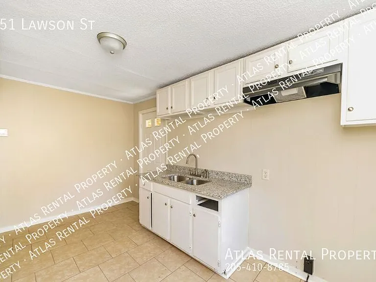 551 Lawson St — Photo 14
