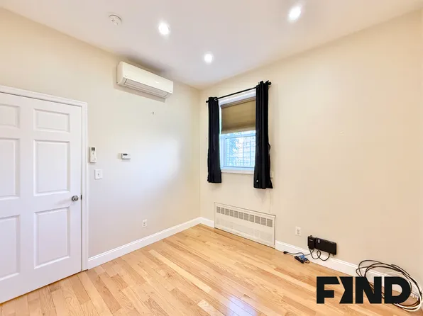 169 Sackett Street image 11 of 27