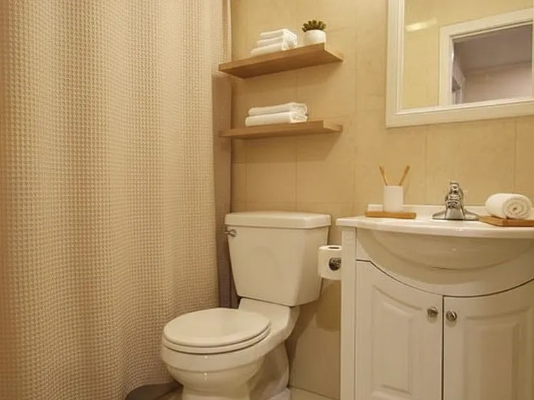 192 Winthrop Rd #4 — Photo 6
