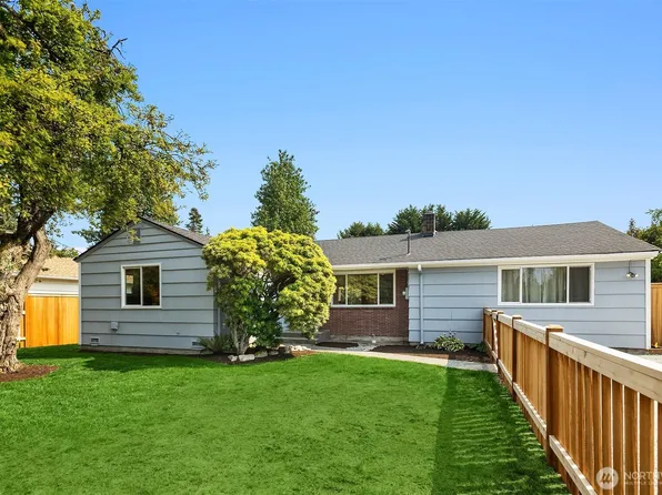 211 N 160th Street, Shoreline, WA 98133