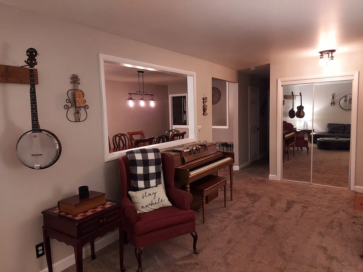 3 bed, 1.5 bath, 1226 sqft, $2,400 — Photo 4