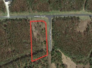 308 Garbacon Dr, Beaufort, NC 28516