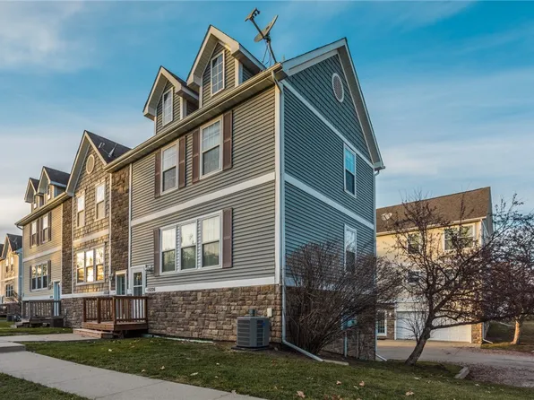 15226 Greenbelt Dr, Urbandale, IA 50323