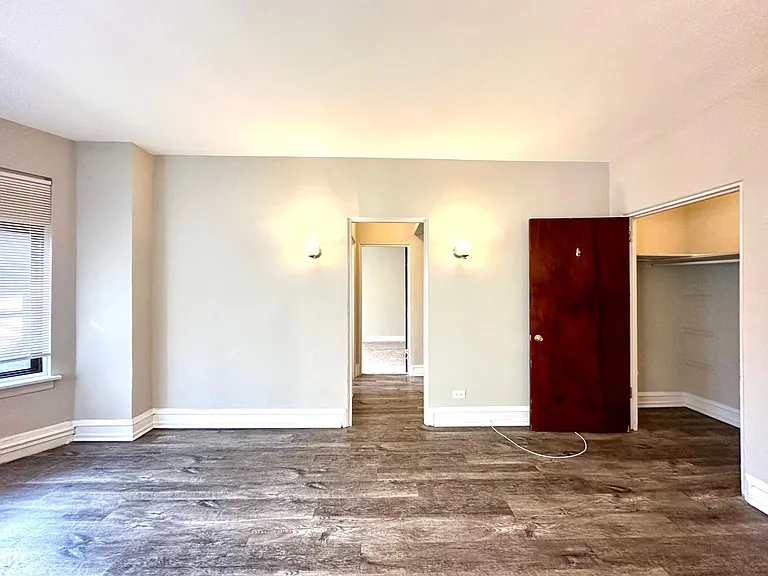 1033 W Loyola Ave #207 — Photo 15