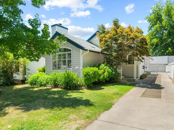 878 56th St, Sacramento, CA 95819