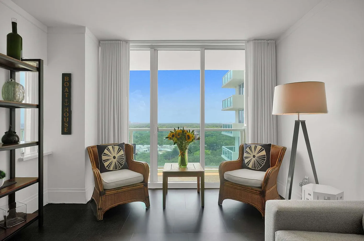 1 bed, 1.0 bath, $5,254 — Photo 3