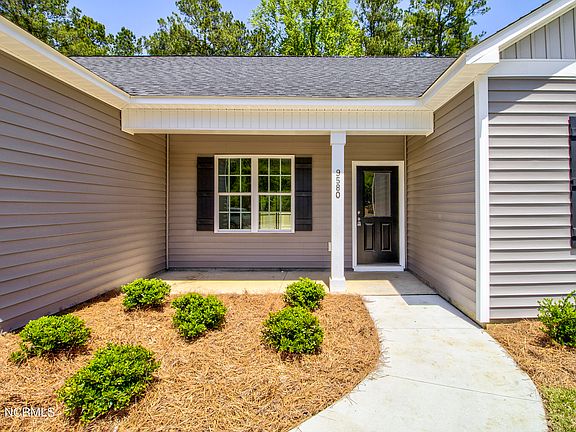 3rd image of 9580 Lily Pond Court NE