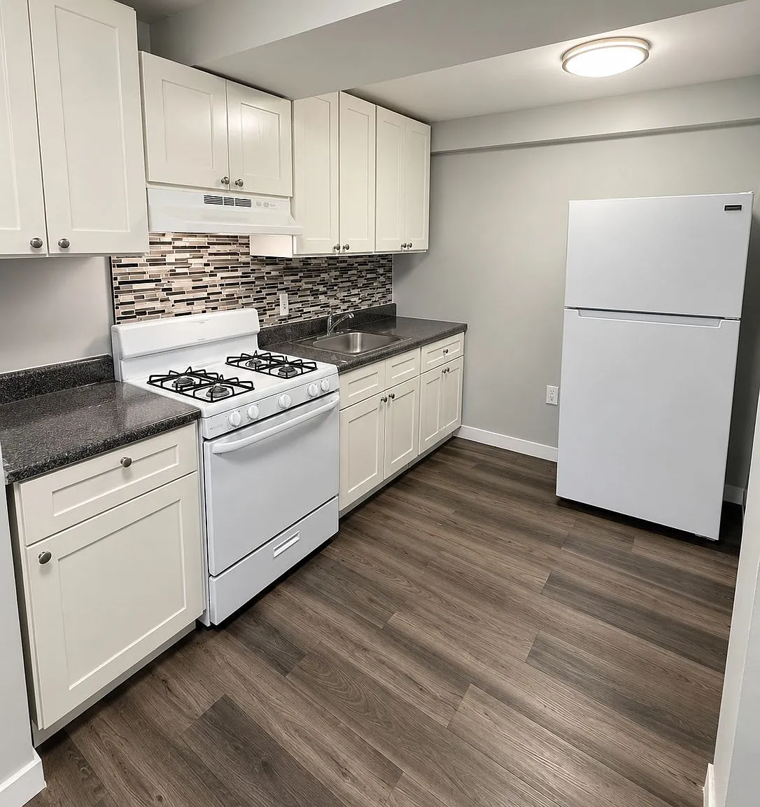 1 bed, $1,718 — Photo 4