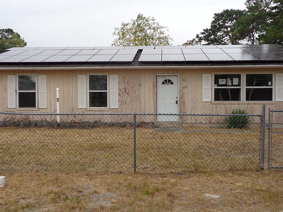 1st image of 208 Wichita Trl