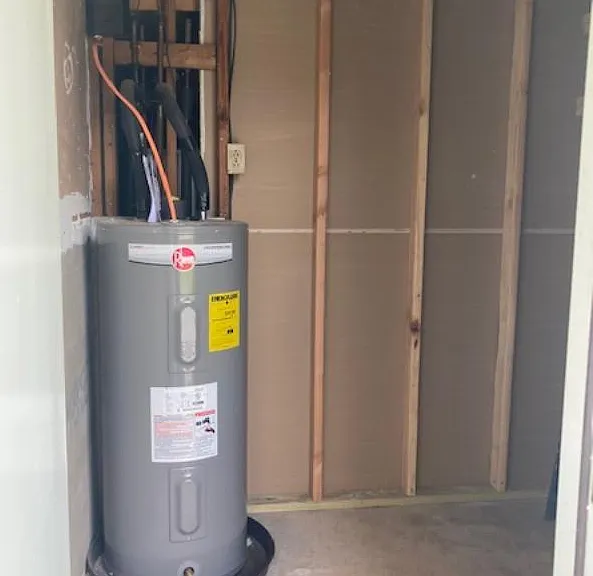 Outdoor storage closet