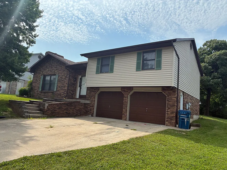 1823 Cedar Ridge Rd