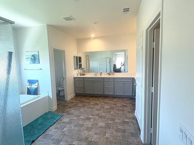 4633 Quiet Hills Ln — Photo 12