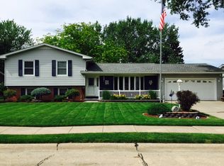 1026 9th Ave N, Clinton, IA 52732